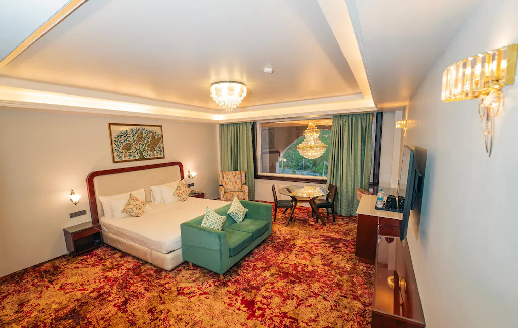 Premium Mountain View Room at Faiz Resort